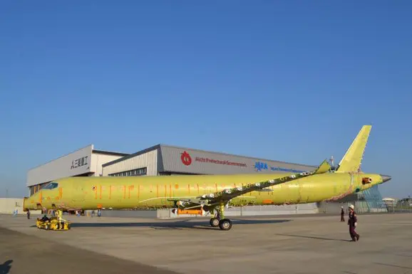 mitsubishi-mrj-statische-testzelle-2.jpg.4077472