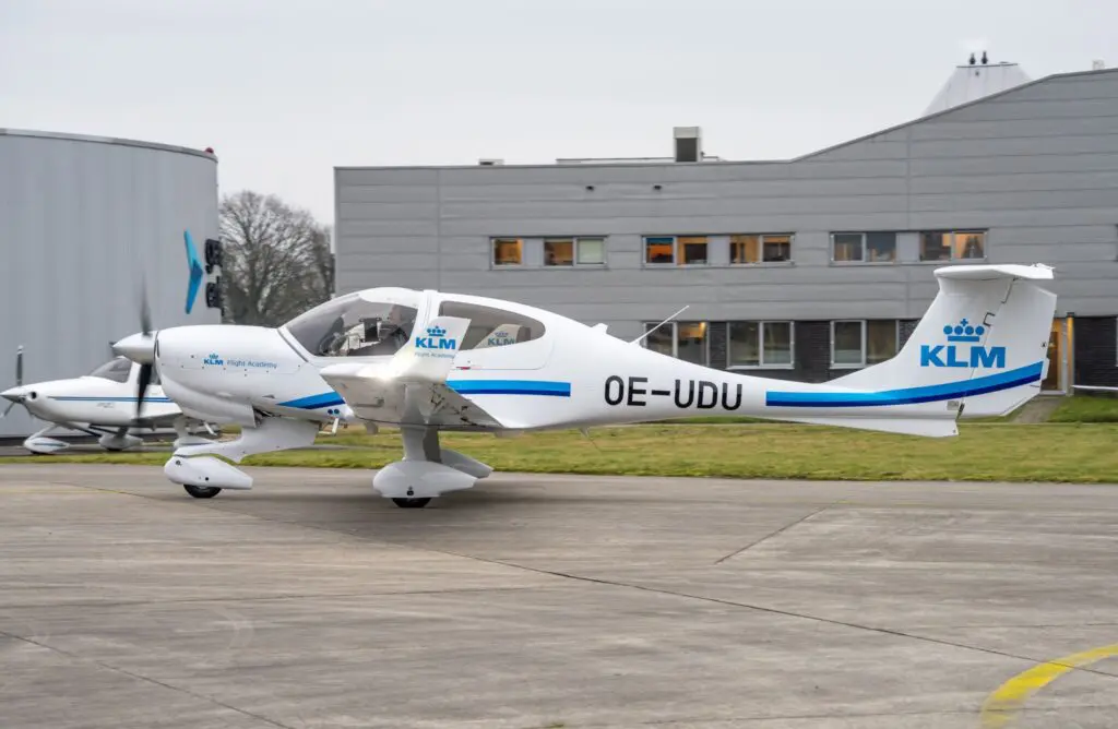 DA40 NG KLM FA