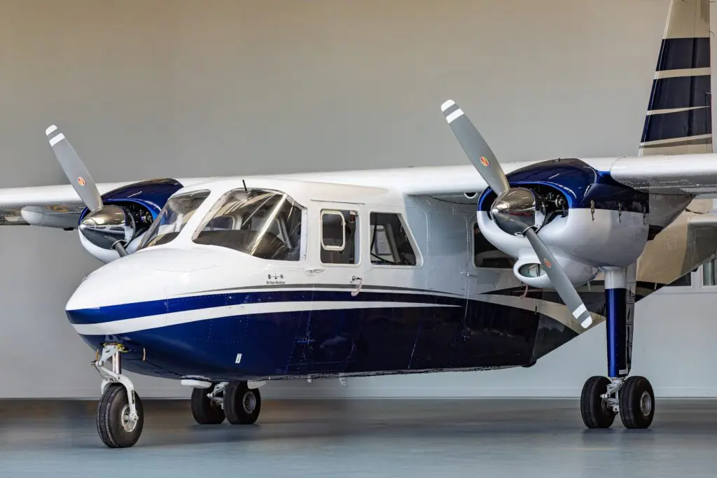 B-N, Britten-Norman, Islander