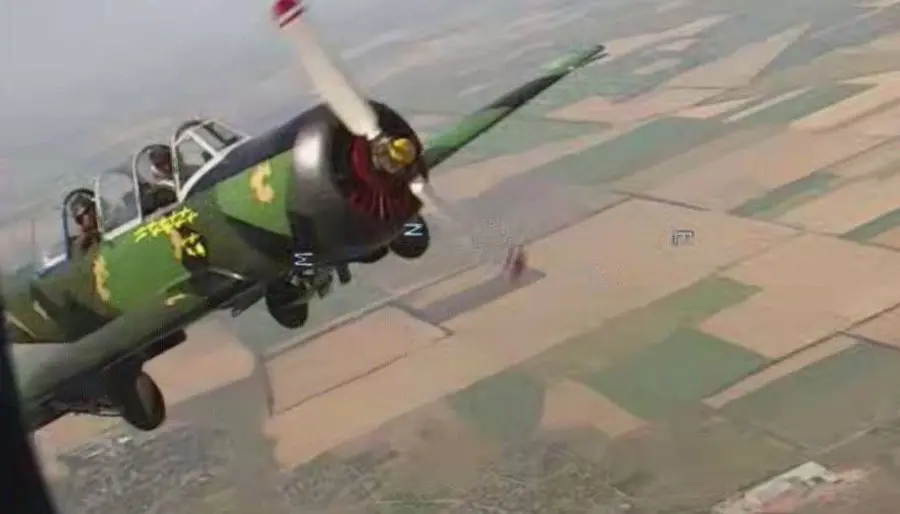 Protect-Ukraine-Yak-52