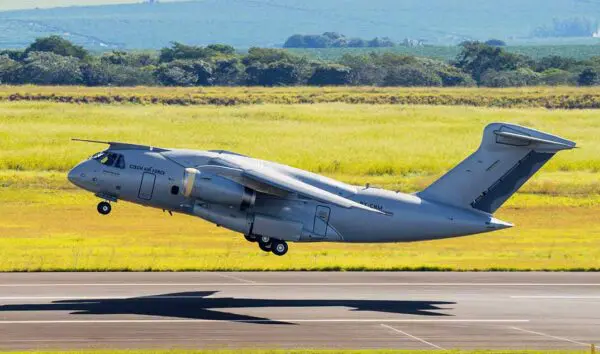Foto's" Embraer.