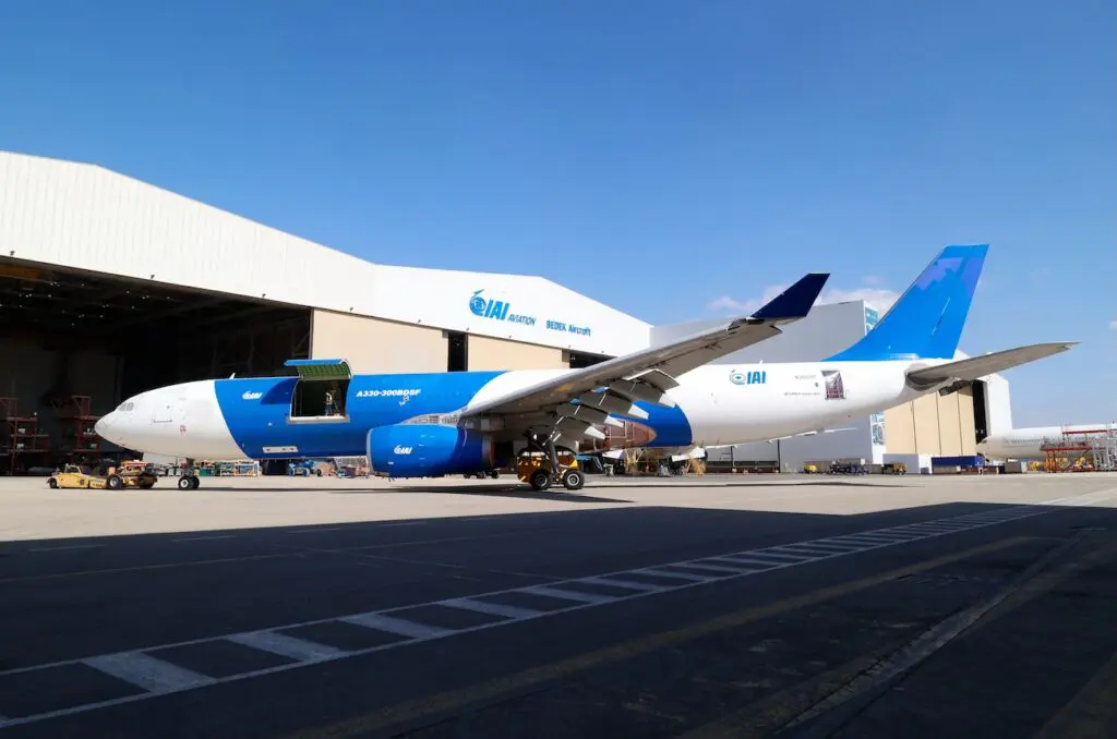 IAI-A330-300BDSF