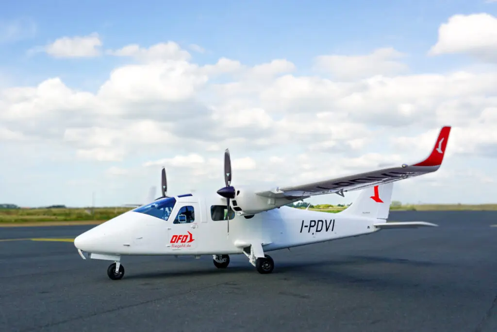 OFD Tecnam P2006T.