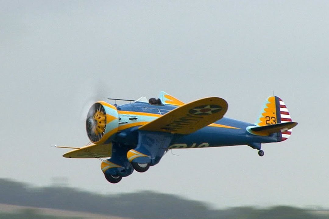 Boeing P26 Peashooter • Piloot & Vliegtuig