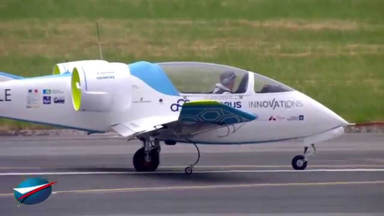 Airbus E-Fan • Piloot & Vliegtuig