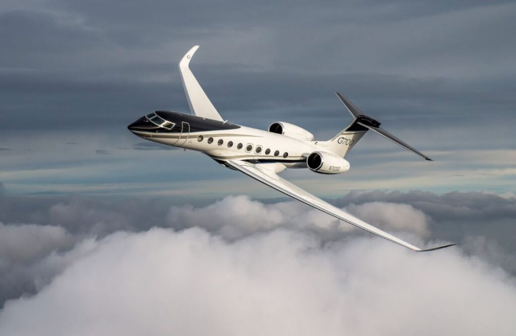 De Gulfstream G700 ontving eind maart 2024 het typecertificaat van de Amerikaanse luchtvaartautoriteit FAA.