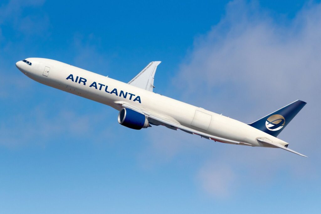 Boeing-777-300ERSF