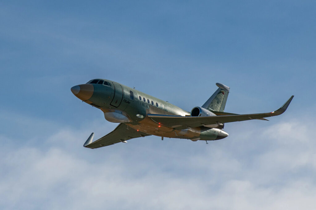 Falcon-2000LXS-Albatros